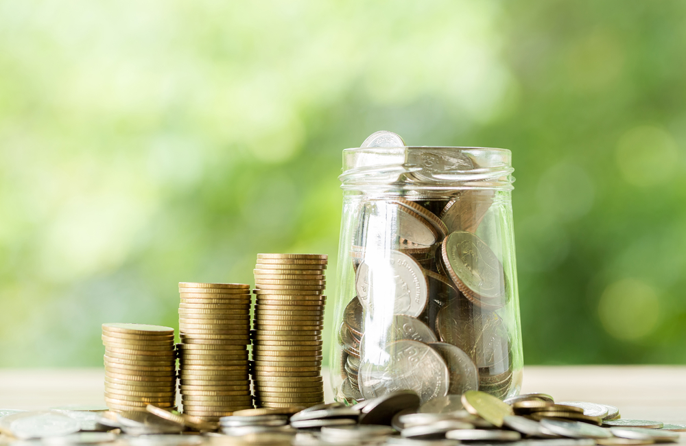 Weakening pound: what does it mean for UK interest rates and UK assets?