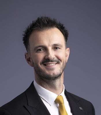 Etienne Fourie | The true cost of 'Set-and-Forget' life insurance