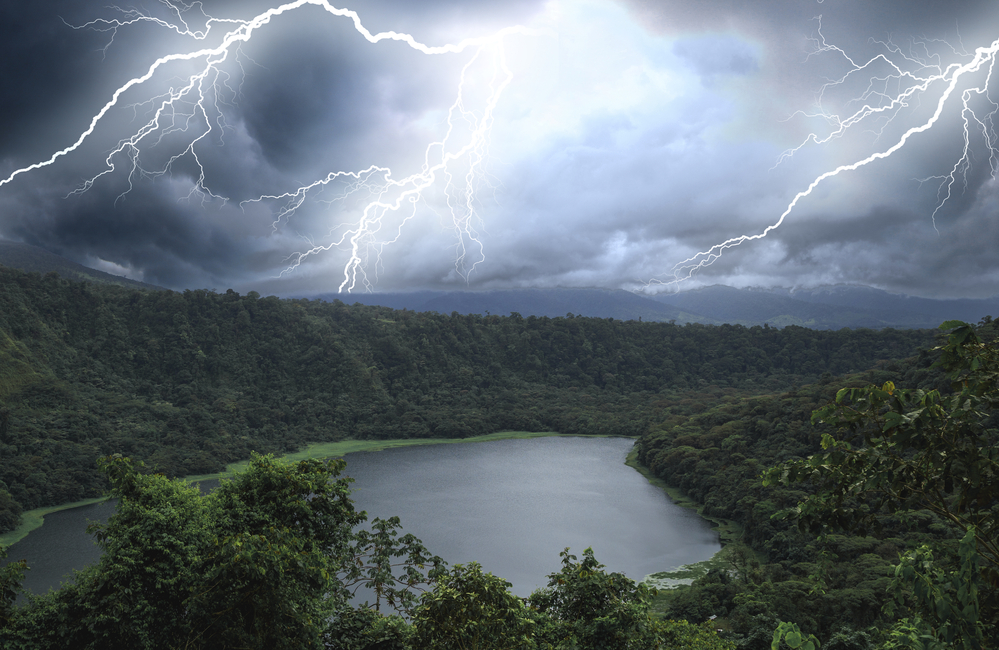 Severe thunderstorms drive insured losses to US$60bn in 2024 H1, says Swiss Re